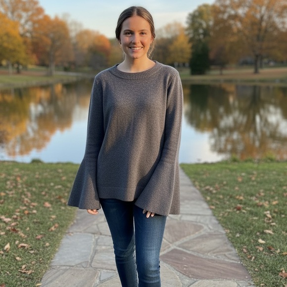 ANTONIO MELANI Sweaters - Antonio Melani Sweater Gray LARGE Wool Alpaca spandex long split bell tie sleeve